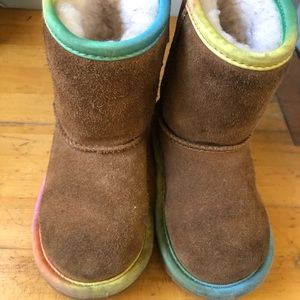 Toddler rainbow ugg boots, size 6